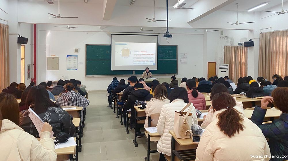 1640048030398407.jpg 考务会1_副本.jpg